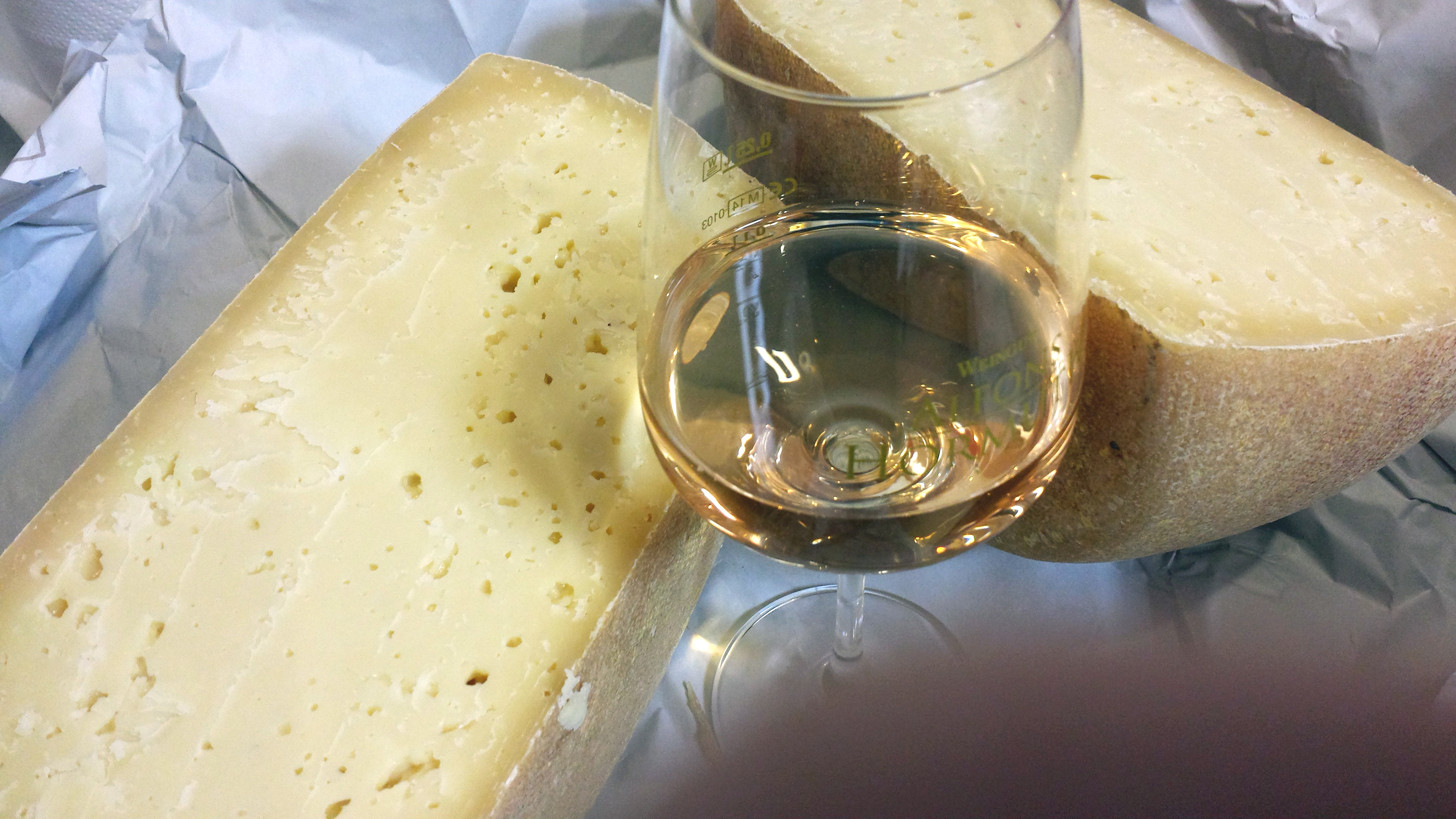 Wein- und Käseverkostung: 8 Weine, 8 Käse in Berlin-Pankow