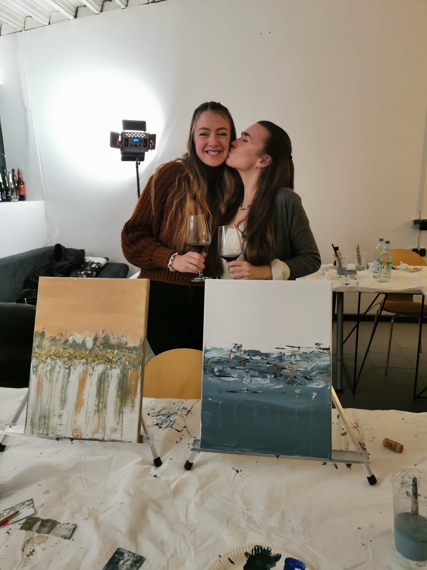 Art & Wine- Malkurs mit Weinseminar in Augsburg