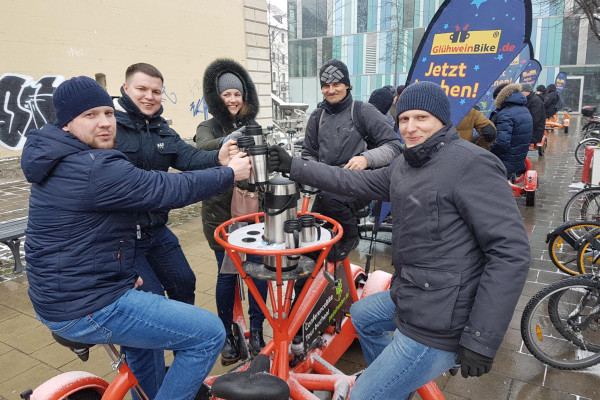 Glühwein-Tour auf dem ConferenceBike mit Guide in München
